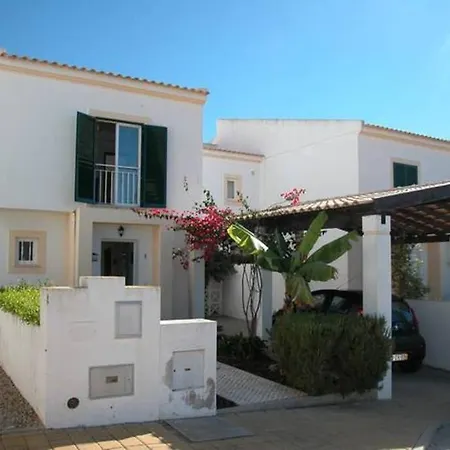 Marisol By Sunny Deluxe 阿尔布费拉